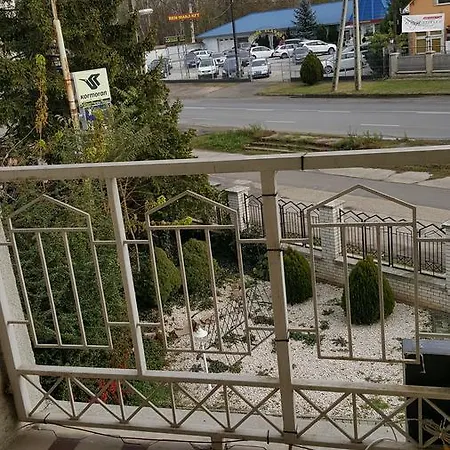 Alom Vendeghaz