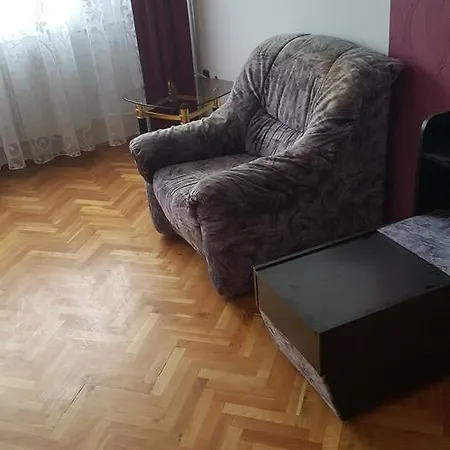Alom Vendeghaz *