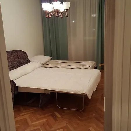Alom Vendeghaz Pensjonat Debreczyn