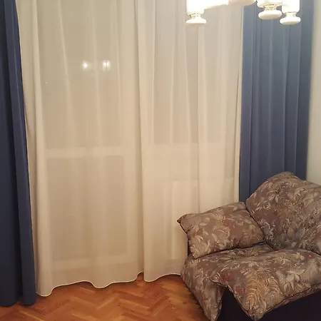 Alom Vendeghaz Pensjonat Debreczyn